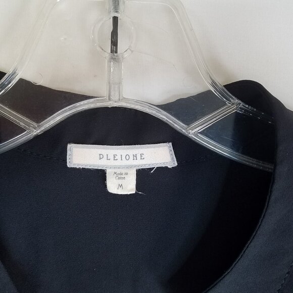 PLEIONE Women's Size Medium Black Allover Bird Pattern Hi-Lo Blouse Top - Picture 3 of 5